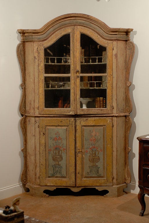 18th Century Painted Corner Cupboard from Norway 2