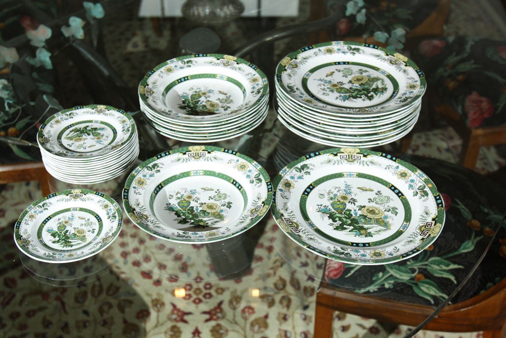 Thirty two pieces of Spode China.  Green Siam China.<br />
11 dinners 10.5<br />
8  rimmed soups   9<br />
13 bread and butter dishes 6.25