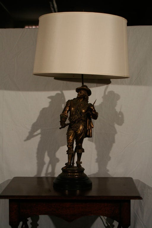 Cavalier Lamp 3
