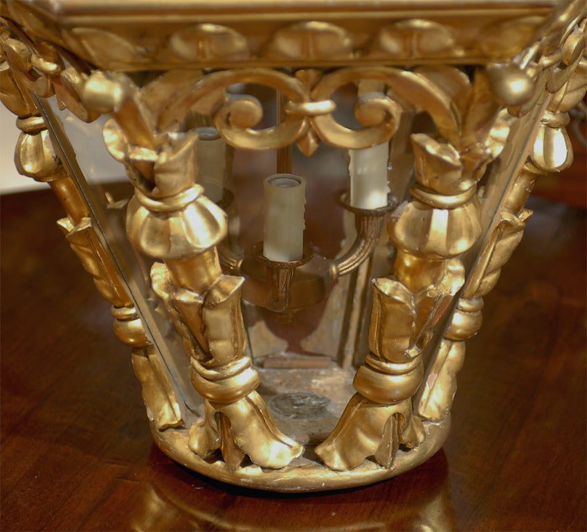 Early 19th Century Italian Gilded Lantern In Good Condition For Sale In Atlanta, GA