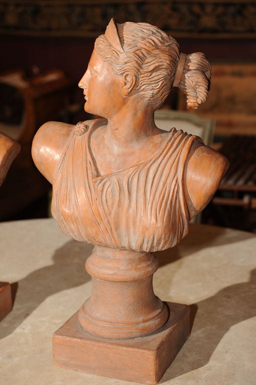 A Pair Of 19th Century Terracotta Statues For Sale 1