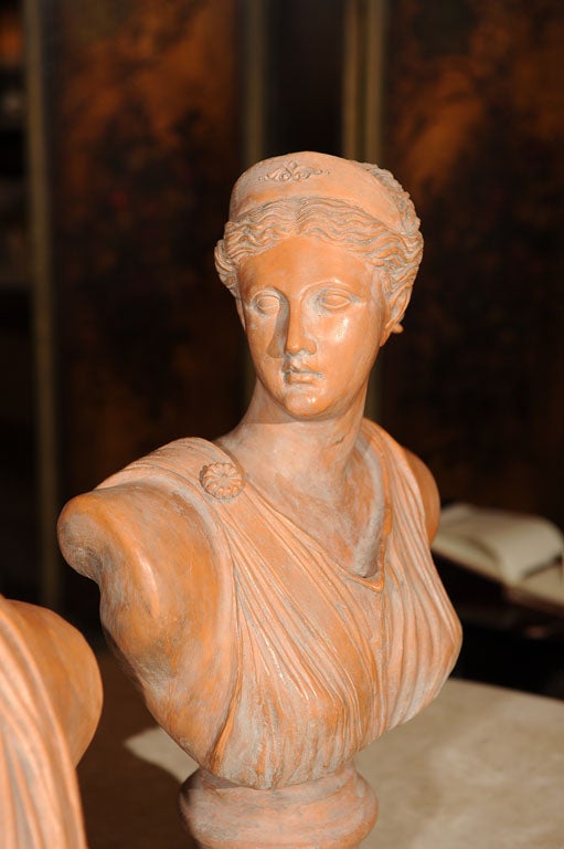 A Pair Of 19th Century Terracotta Statues For Sale 2