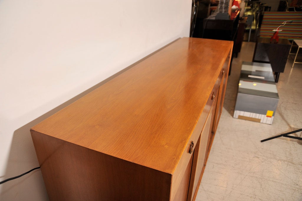 Edward Wormley sideboard with drawers and sliding doors 4
