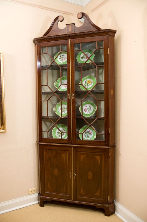 Corner Cabinet
