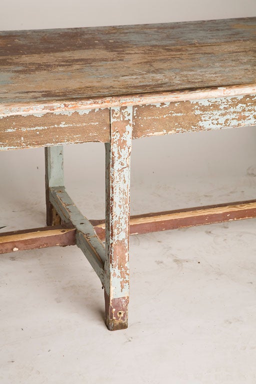 Pine French farm table For Sale