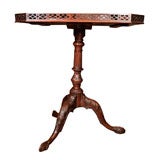 Antique George III mahogany tripod table