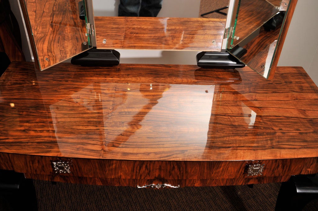 French Art Deco dressing table 1