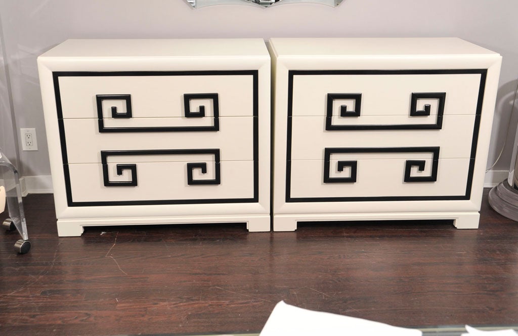 PAIR OF LACQUERED BLACK AND WHITE GREEK KEY 