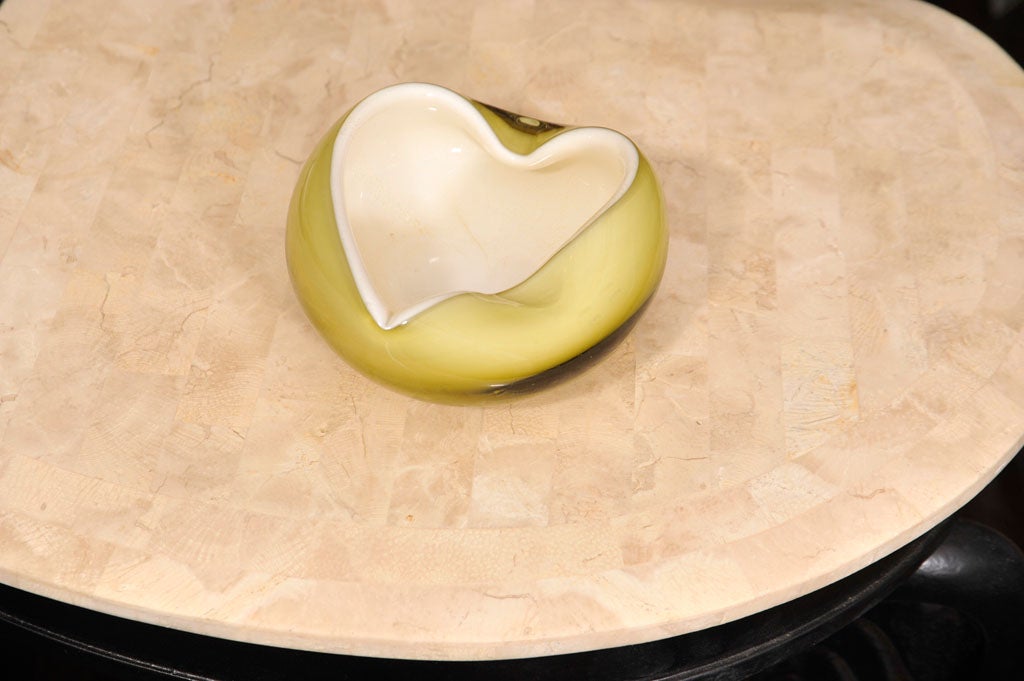 GREEN OLIVE AND WHITE PINCHED MURANO BOWL