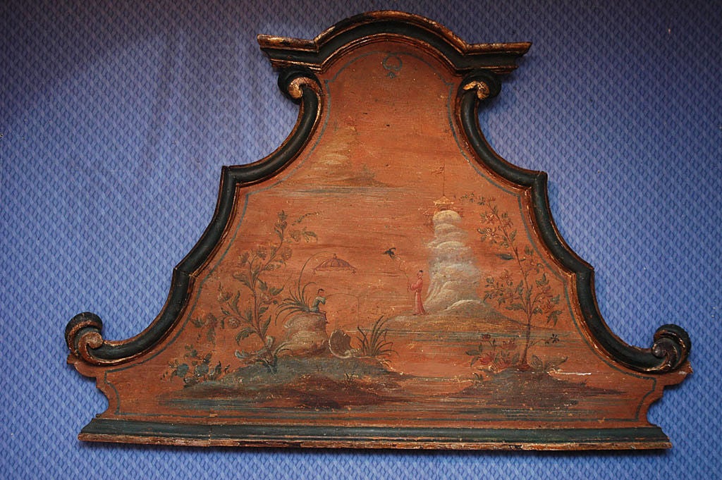 18th century Italian Venetian Chinese style painted headboard
having a Chinese Pagoda style form and Chinoiserie Design.