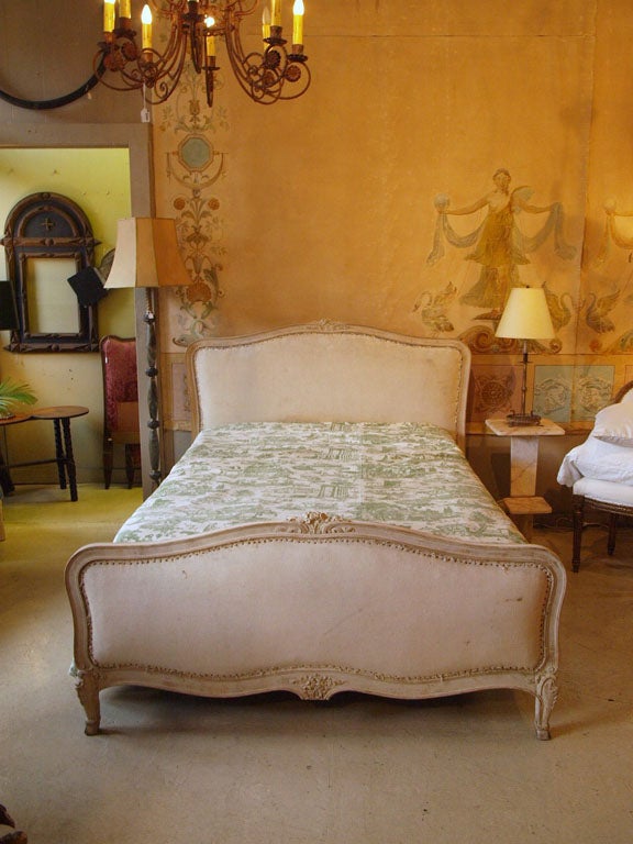 French Louis XV Style Queen Size Bed 7