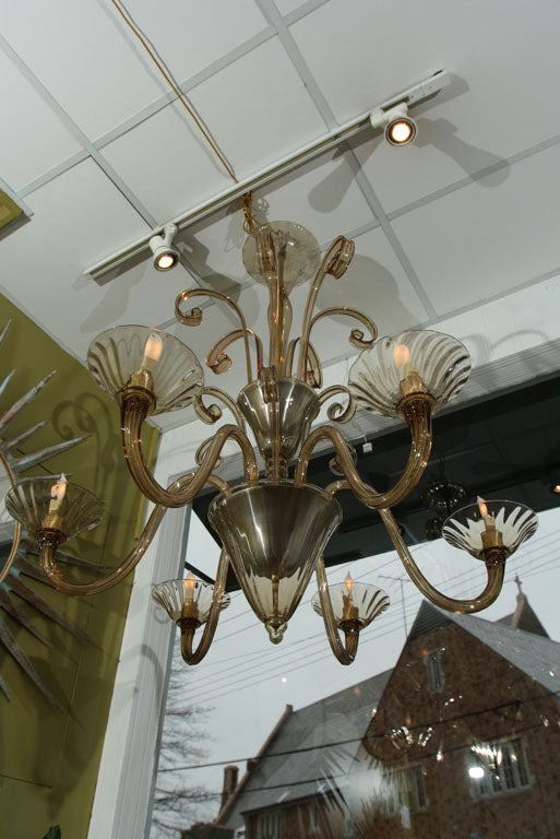 Large & Dramatic Amber Glass Venetian Chandelier For Sale 2