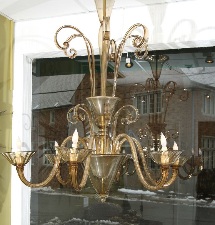 Large & Dramatic Amber Glass Venetian Chandelier For Sale 5