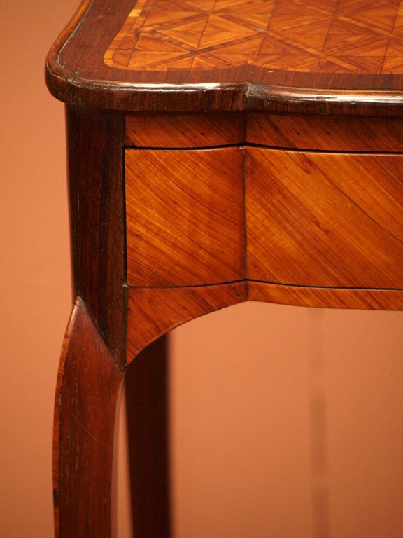 Fine Early 19th Century Marquetry Table 1
