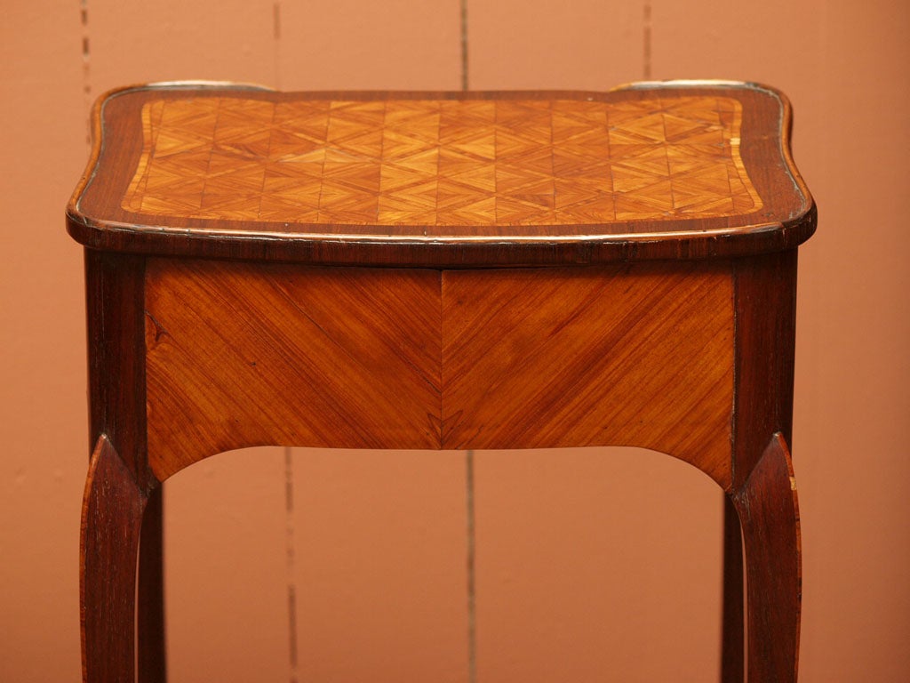 Fine Early 19th Century Marquetry Table 5