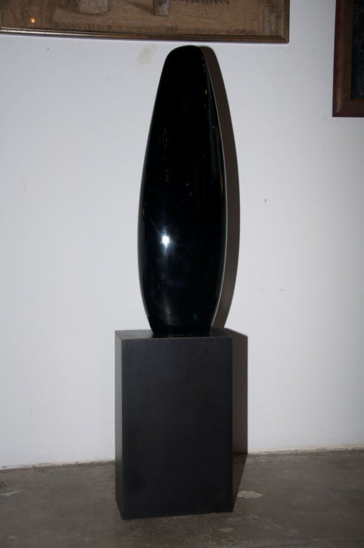 Imposing Black Resine Abstract Sculpture