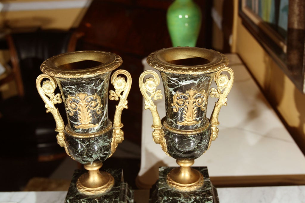 20th Century Pair of Neoclassical Bronze and Marble Table Urns Ormolu Feet