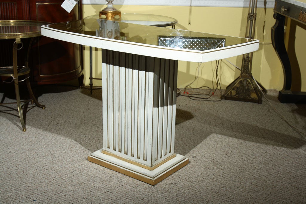 Maison Jansen, Console Tables, White Painted Wood, Eglomise Green Mirror, 1950 In Good Condition For Sale In Stamford, CT