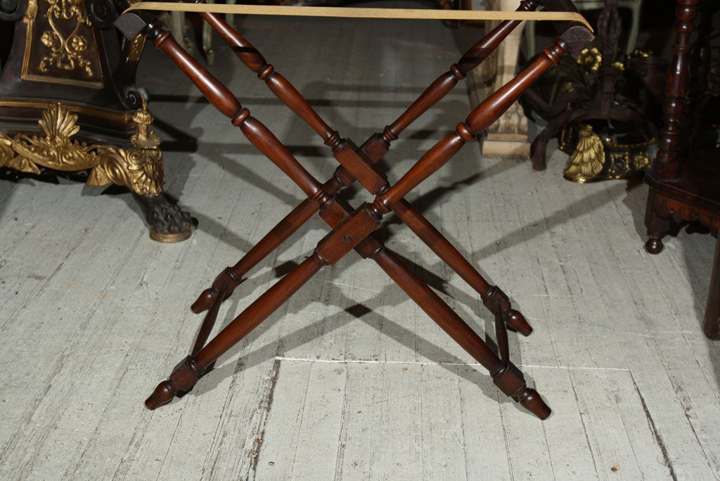 English ANTIQUE BUTLER'S TRAY ON FOLDING STAND