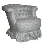 Used SMALL BUTTON-BACK TUB CHAIR