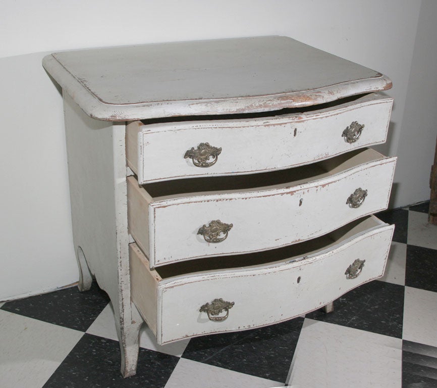 Swedish Rococo Chest of Drawers 3