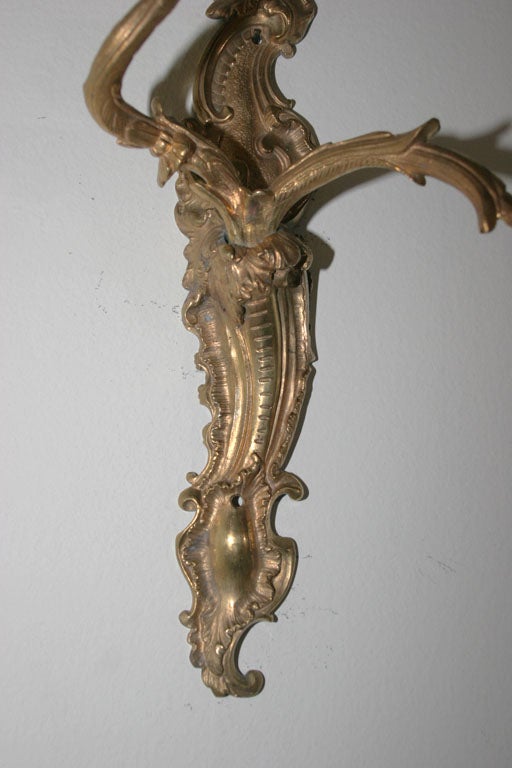Wall Sconces Gilt Bronze French Rococo Louis XV 18th Century France  For Sale 2