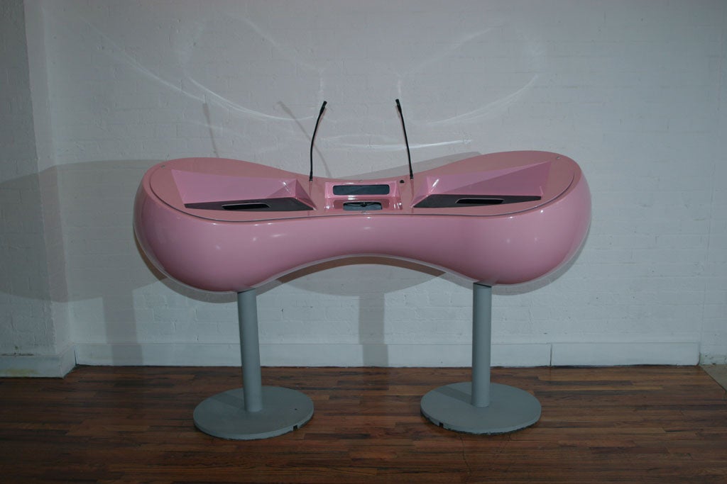 DJ “KREEMY” TABLE, by Karim Rashid, for OFFI & COMPANY