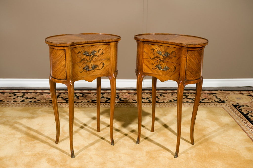 Pair French Walnut Louis XV Style Inlaid Kidney End Side Tables