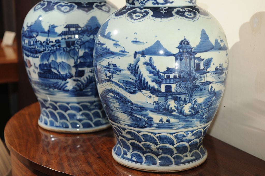 Pair of Chinese covered jars 5