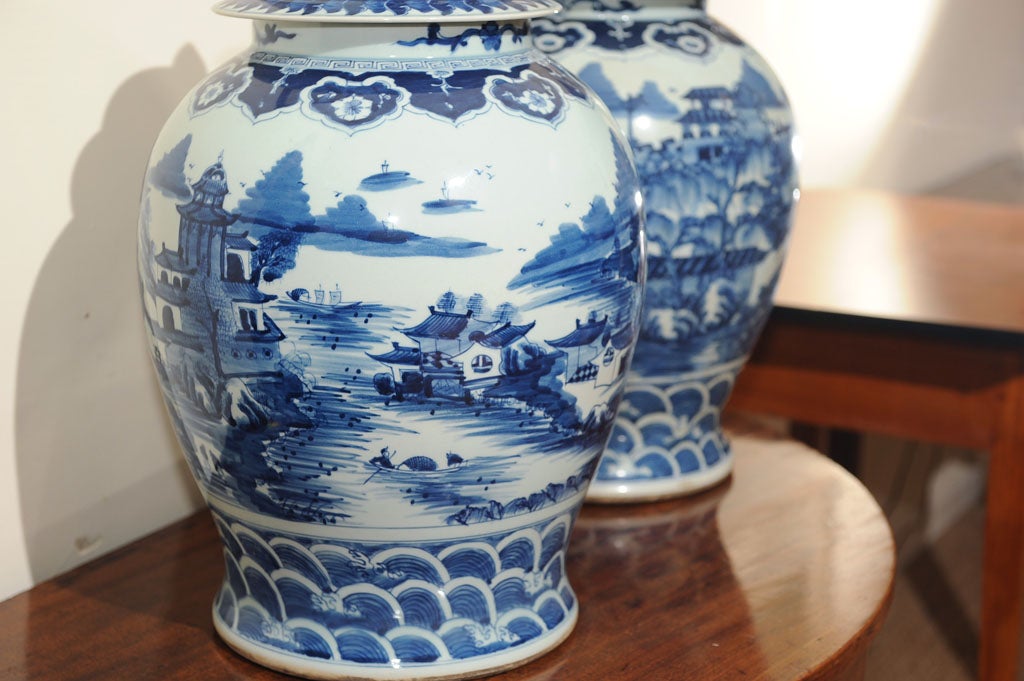 Pair of Chinese covered jars 6