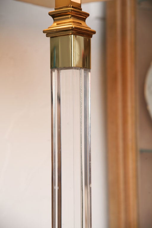 Mid-20th Century Lucite and brass floor lamp