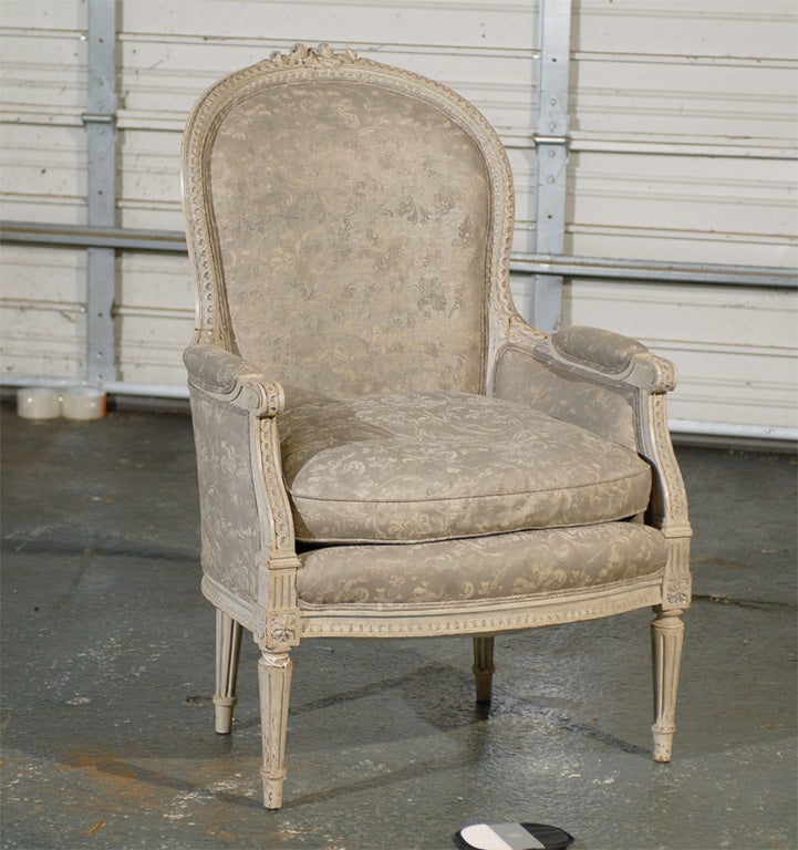 19th Century Louis XV Style Painted Bergere Chair In Good Condition For Sale In Atlanta, GA