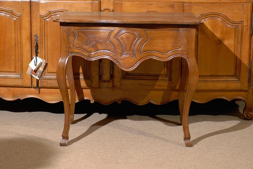 Louis XV Walnut Console Table with Hoof Feet ca. 1760 For Sale 5