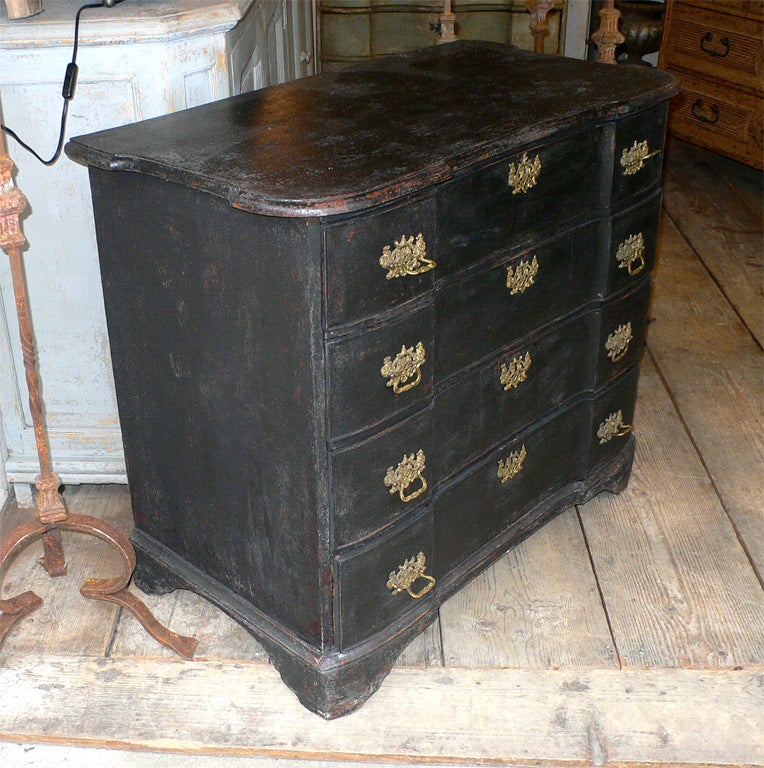 19th Century 1810s Dutch Commode For Sale