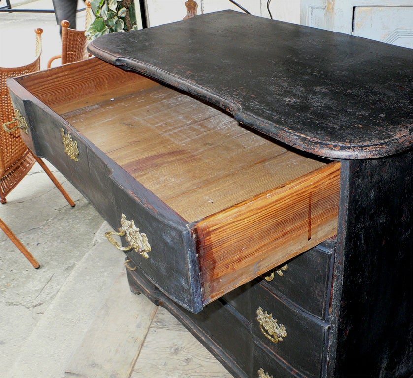 1810s Dutch Commode For Sale 2