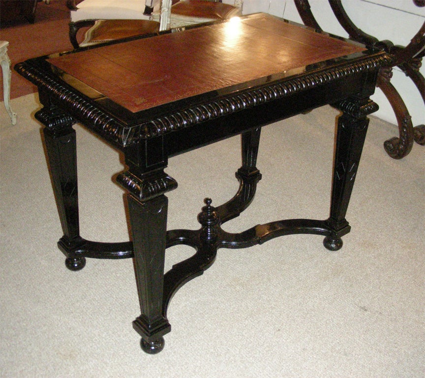 19th Century 1860-1880 Louis XIV Style Desk For Sale