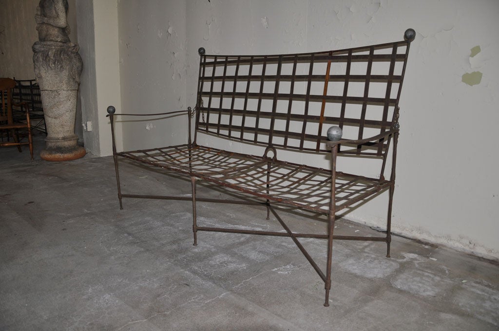 Salterini Bench