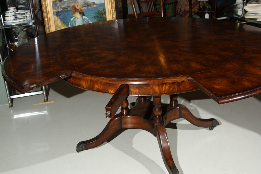 REGENCY  CIRCULAR  EXTENDING  DINING  TABLE 1