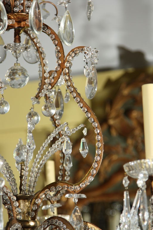 20ième siècle Lustre en cristal perlé en vente