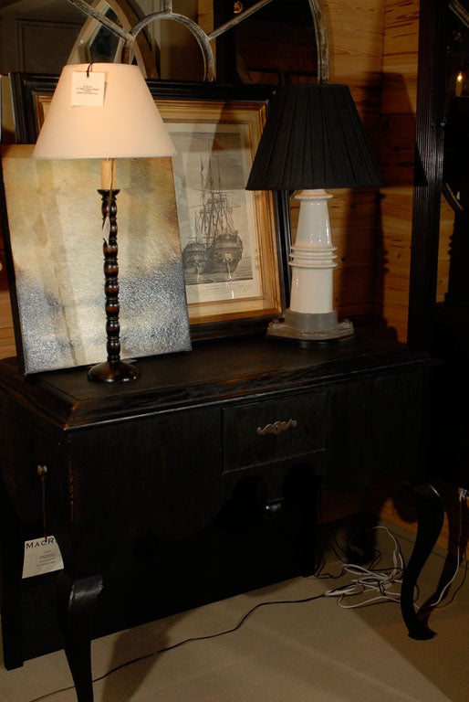 White Insulator Lamp Base