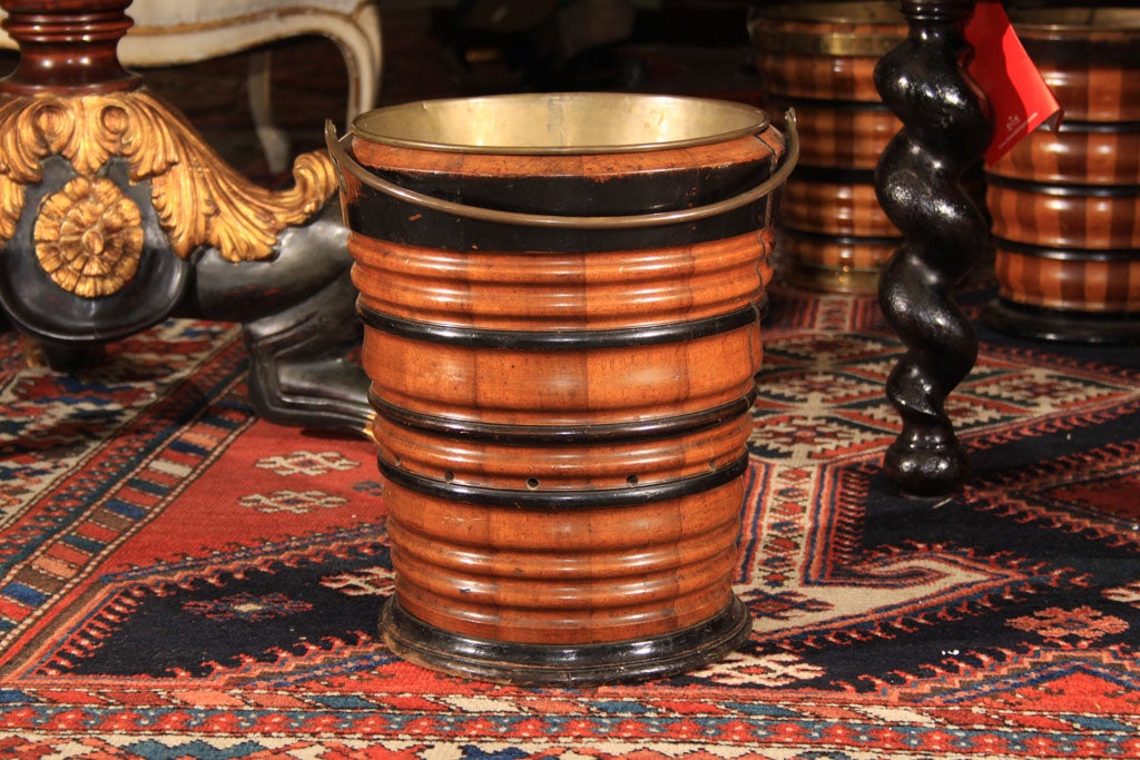 Wooden bucket