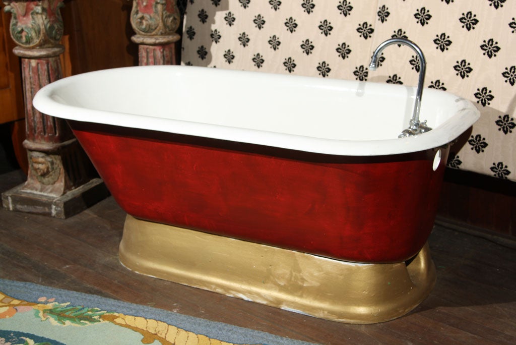 Cast Iron Bath Tub at 1stdibs