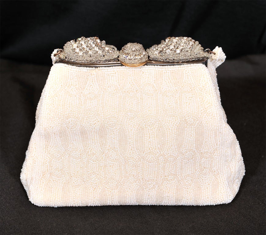 1950's French Rhinestone Frame Wite Beaded Evening Bag In Good Condition For Sale In New York, NY
