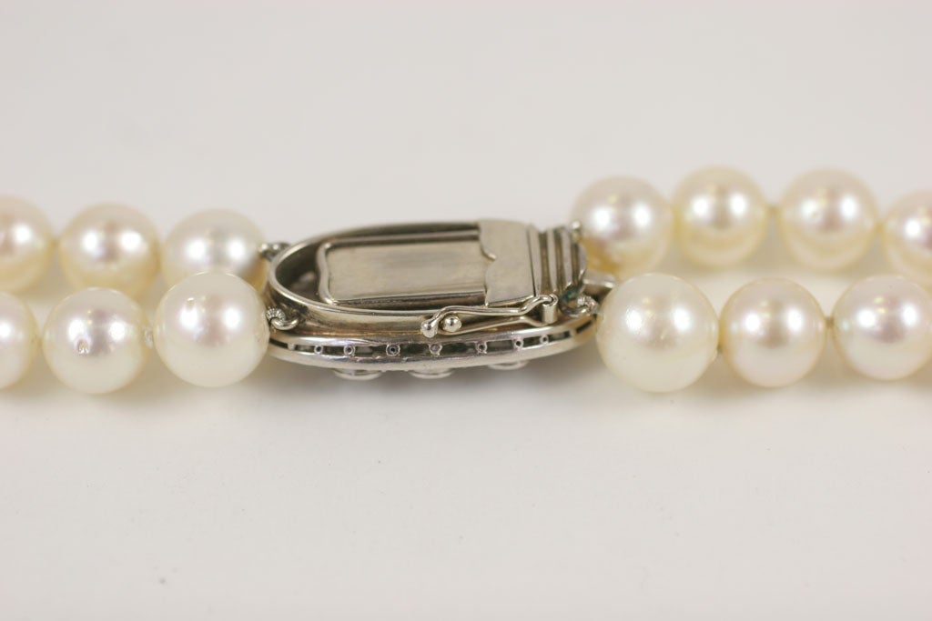 Women's Art Deco Cultured Pearl , Diamond and Emerald Neckalce For Sale