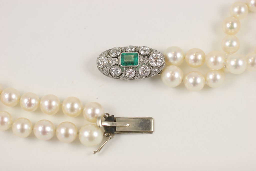 Art Deco Cultured Pearl , Diamond and Emerald Neckalce For Sale 1