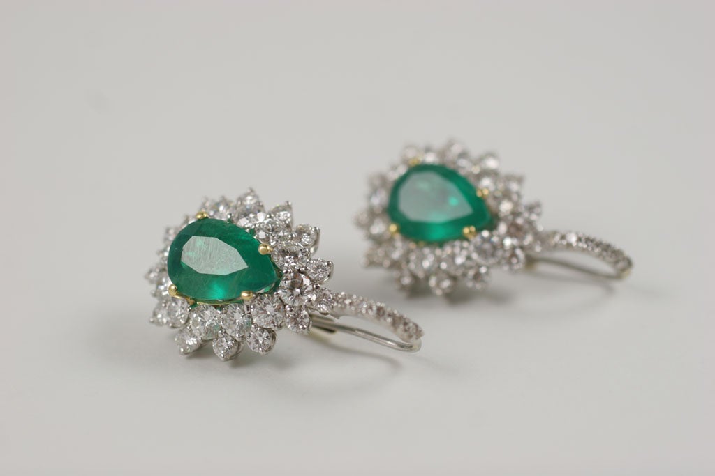 Emerald and Diamond Earrings 4