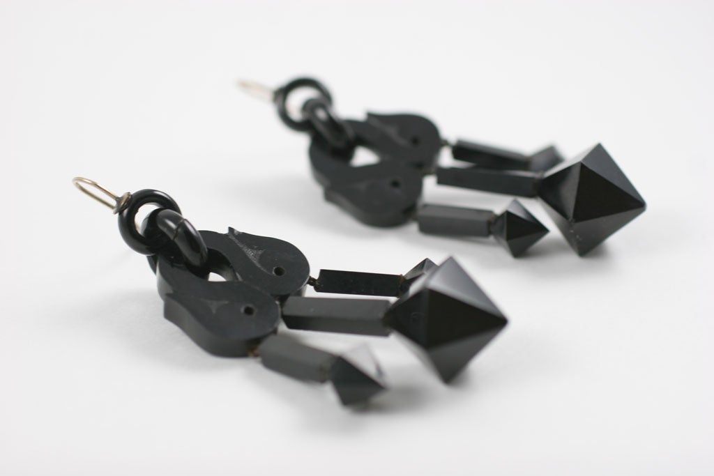 Antique Chandelier Girandole Earrings of Jet 1