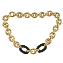 Chic Gold Link and Wood Necklace