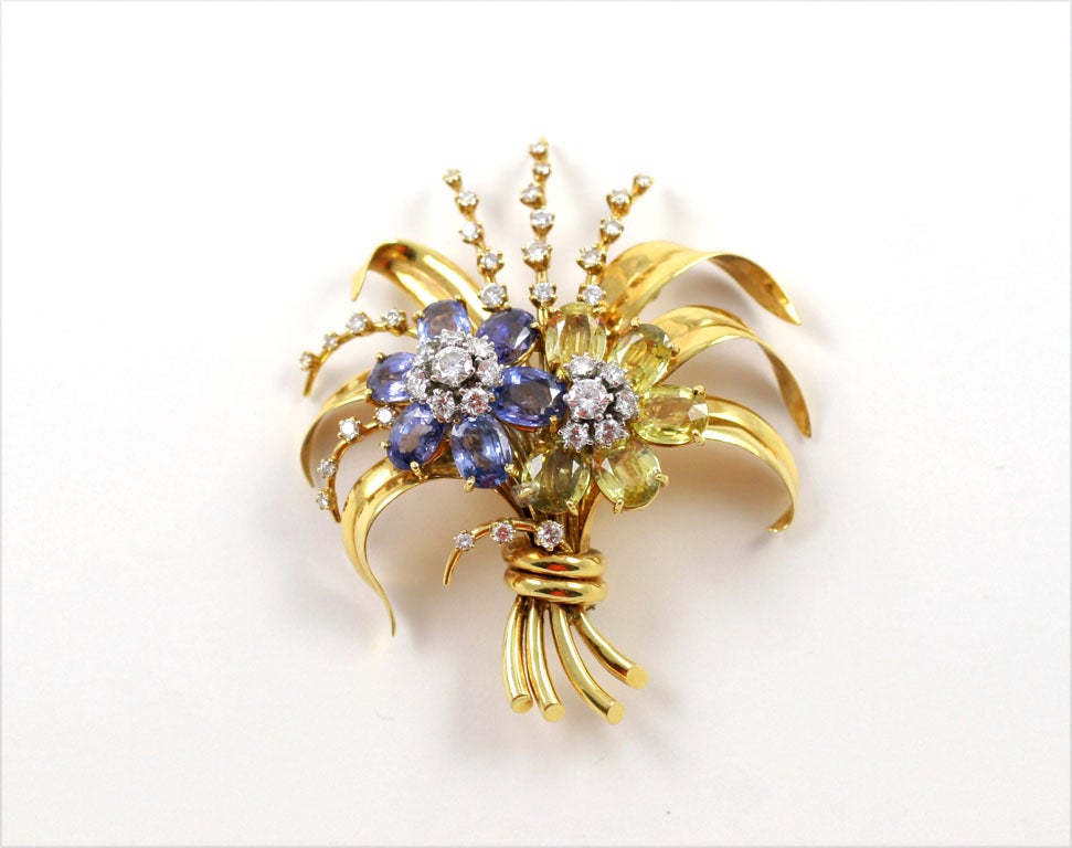 Retro Sapphire Diamond Flower Pin Pendant