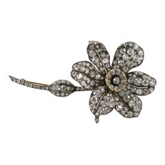 Exquisite Entremblant Diamond Flower Pin, 1880s